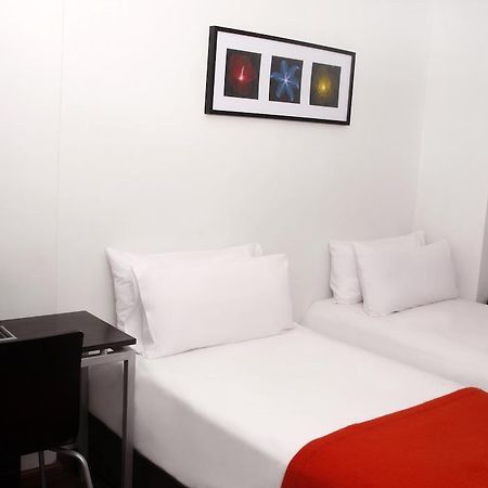 Cordoba 860 Suites Buenos Aires Room photo